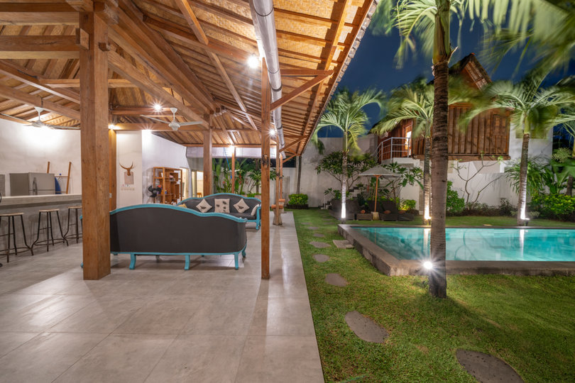 The Ultimate 5 Star Holiday Villa in Kabupaten Badung with Private Pool and Fully Staffed, Bali Villa 2099