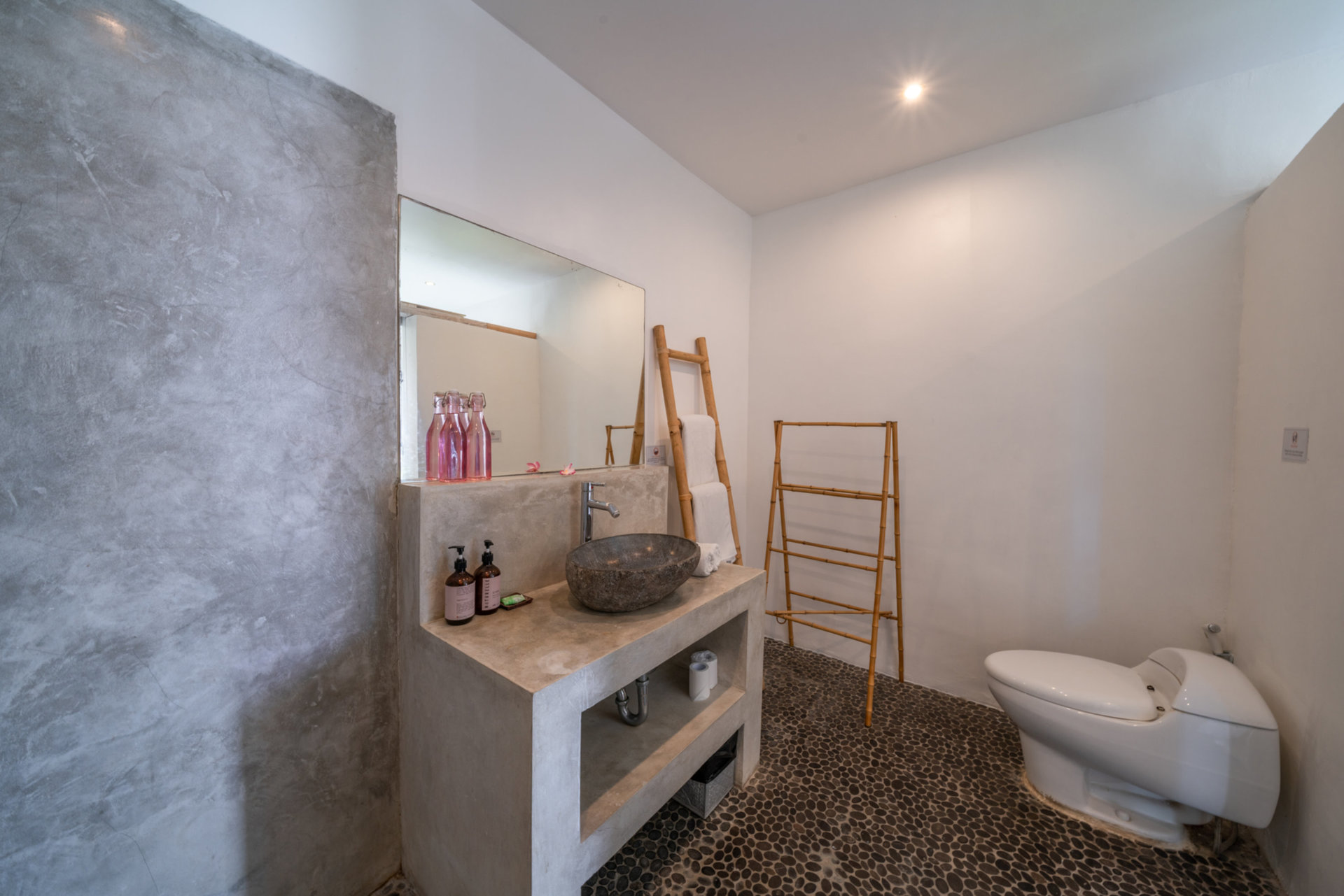 The Ultimate 5 Star Holiday Villa in Kabupaten Badung with Private Pool and Fully Staffed, Bali Villa 2099