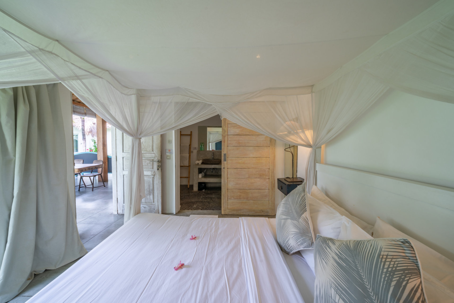 The Ultimate 5 Star Holiday Villa in Kabupaten Badung with Private Pool and Fully Staffed, Bali Villa 2099