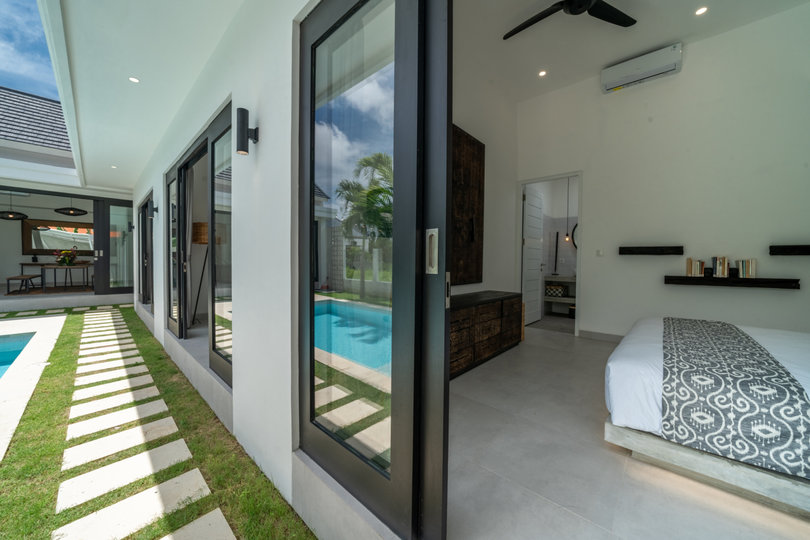 The Ultimate 5 Star Holiday Villa in Kabupaten Badung with Private Pool and Fully Staffed, Bali Villa 2107