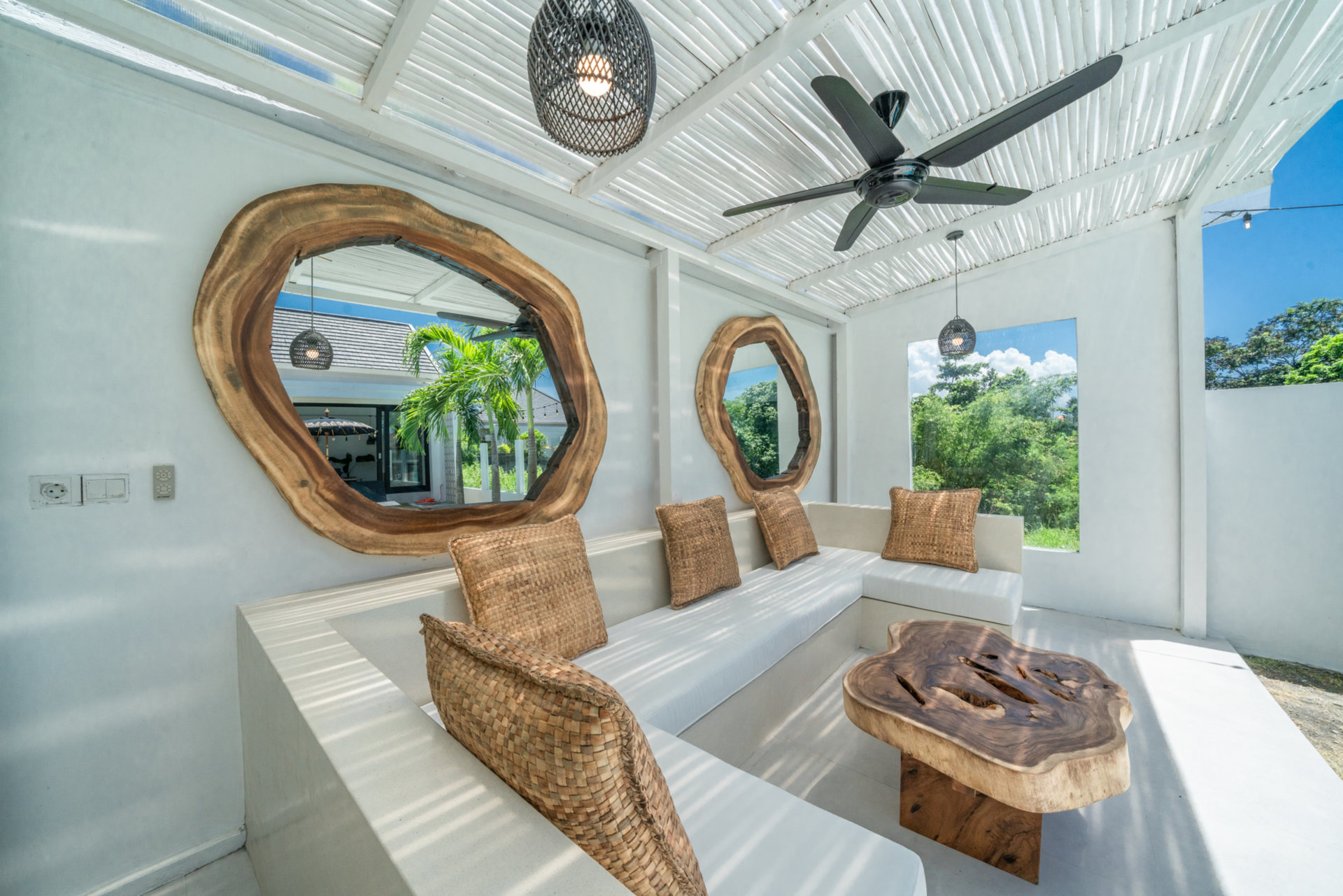 The Ultimate 5 Star Holiday Villa in Kabupaten Badung with Private Pool and Fully Staffed, Bali Villa 2107