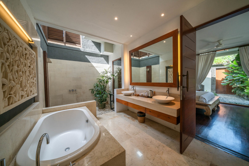 The Complete Guide to Renting Your Exclusive Holiday Villa in Kabupaten Badung with Private Pool and Fully Staffed, Bali Villa 2113