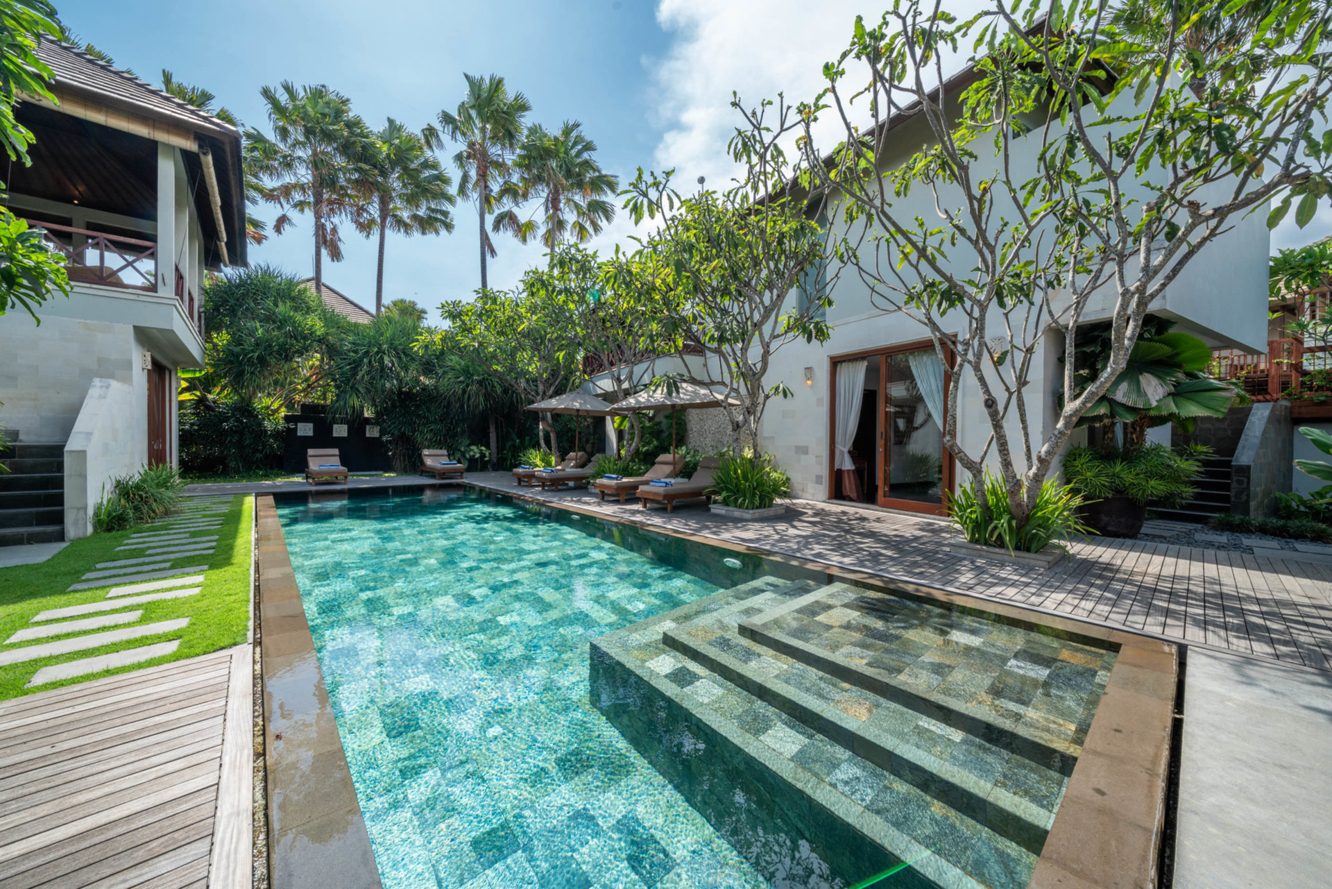 The Complete Guide to Renting Your Exclusive Holiday Villa in Kabupaten Badung with Private Pool and Fully Staffed, Bali Villa 2113