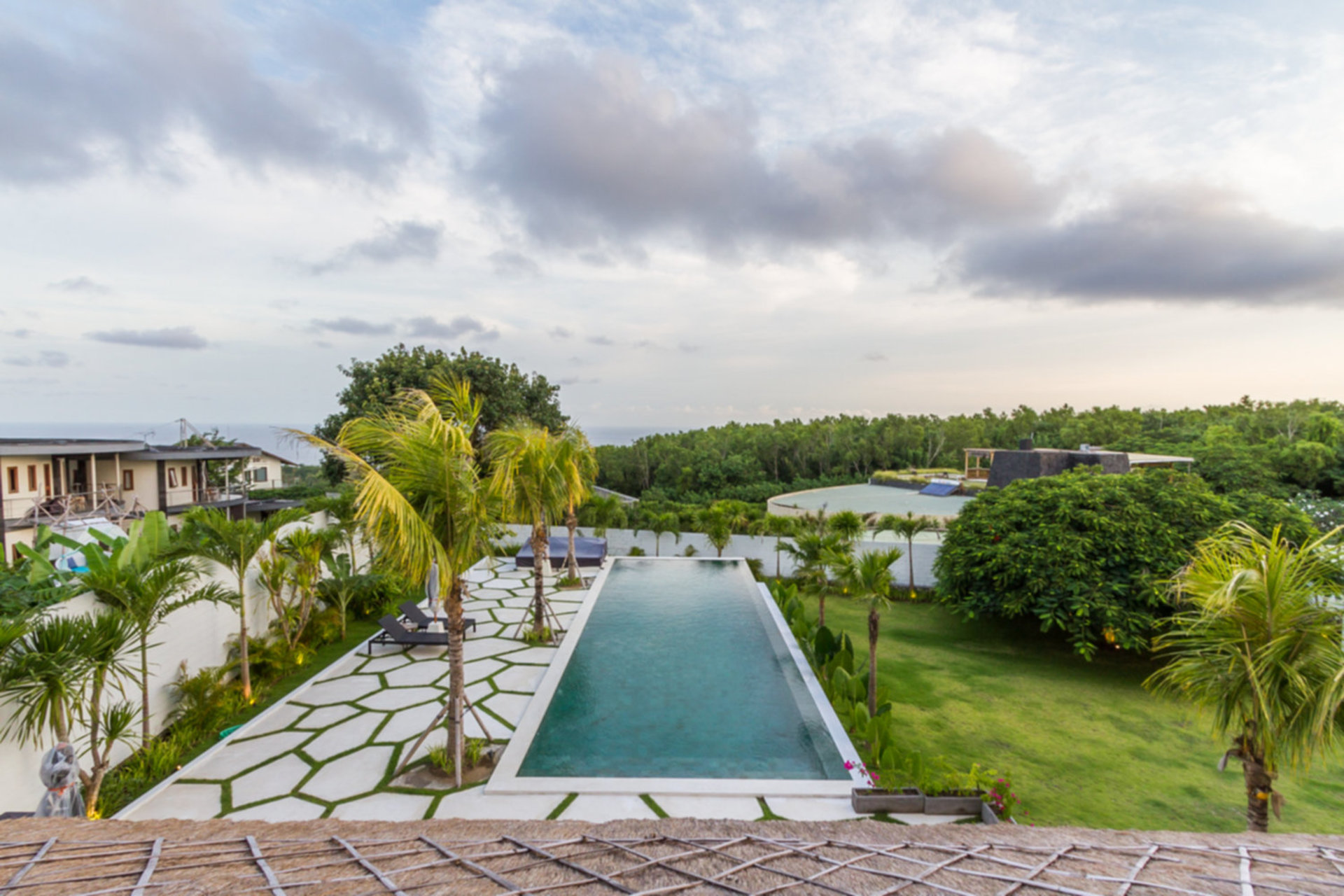 Imagine Your Family Renting a Luxury 5 Bedroom Holiday Villa with Stunning Ocean Views, Bali Villa 2114