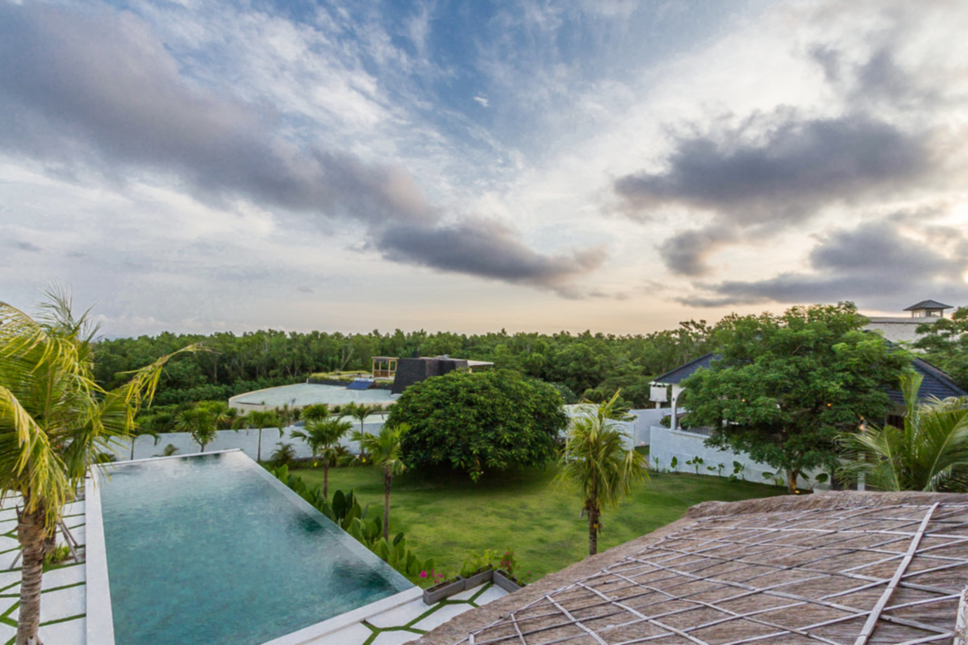 Imagine Your Family Renting a Luxury 5 Bedroom Holiday Villa with Stunning Ocean Views, Bali Villa 2114