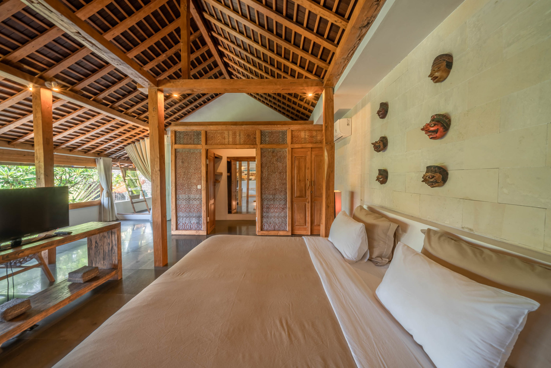 Luxury 4-Bedroom Getaway Near Double Six Beach, Bali Villa 2116