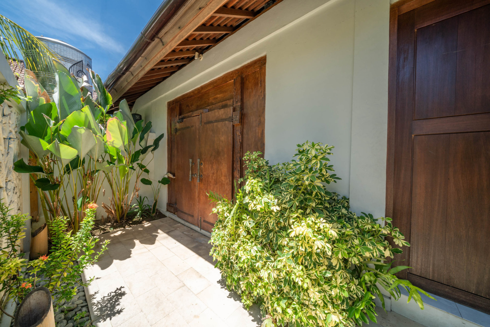 Luxury 4-Bedroom Getaway Near Double Six Beach, Bali Villa 2116