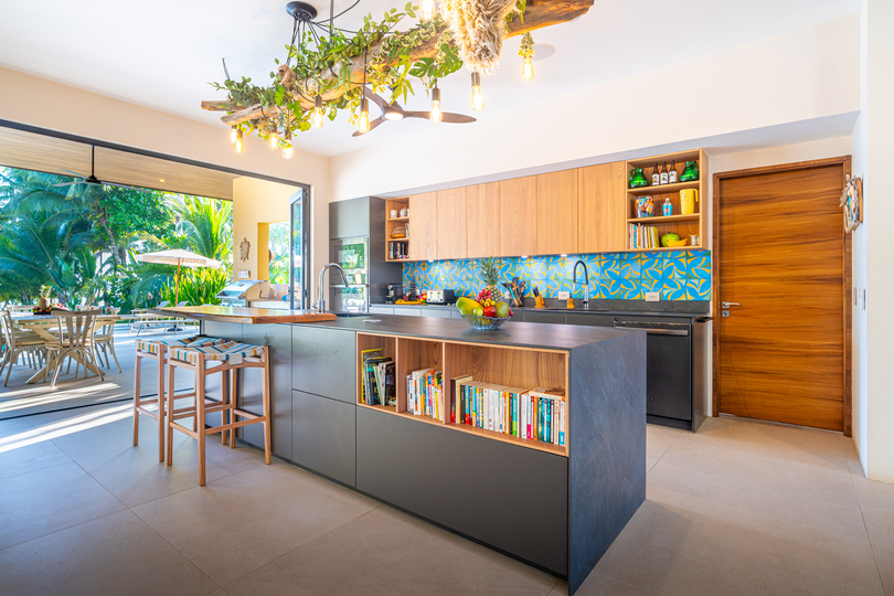 5 Star Villa Assinie – Sophisticated Beachfront Luxury