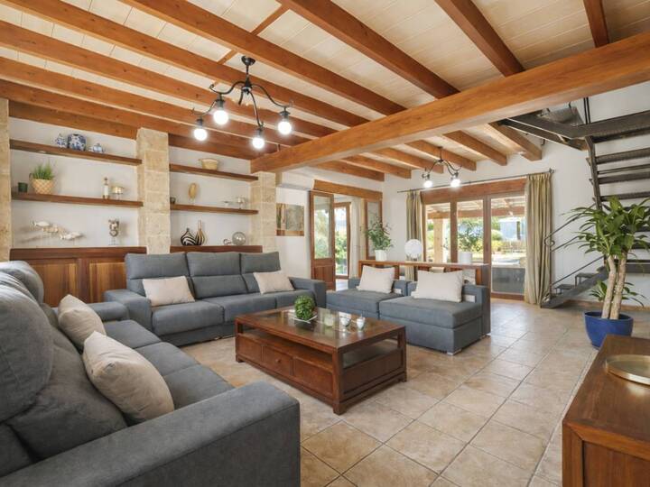Balearic Islands Villa 1484 – Luxurious Countryside Estate