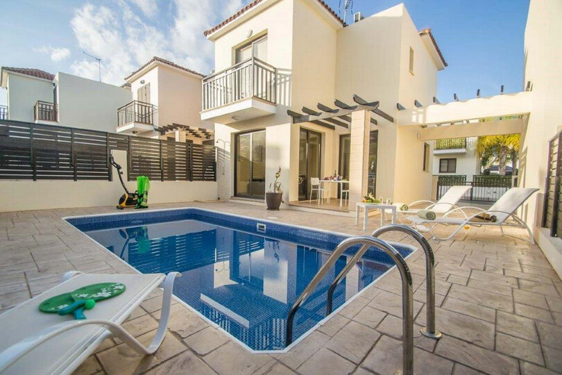 Rent Luxury Villa Near Everything, Famagusta Villa 1019, Protaras, Cyprus