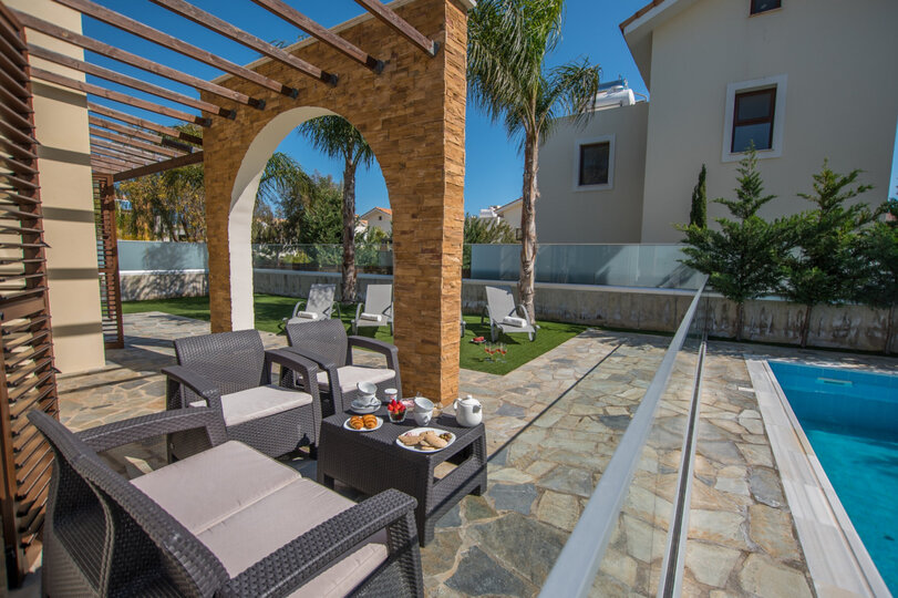 Beautiful Holiday Villa Minutes from Beaches, Famagusta Villa 1021