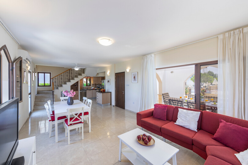 Luxury 4BR Beach Villa Rental, Famagusta Villa 1022