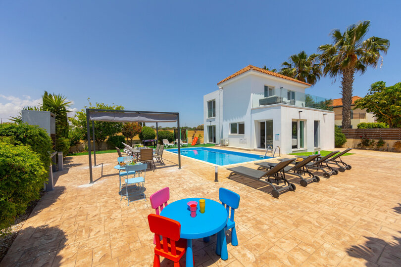 Perfect Family Villa Near Beautiful Famagusta, Famagusta  Villa 1023