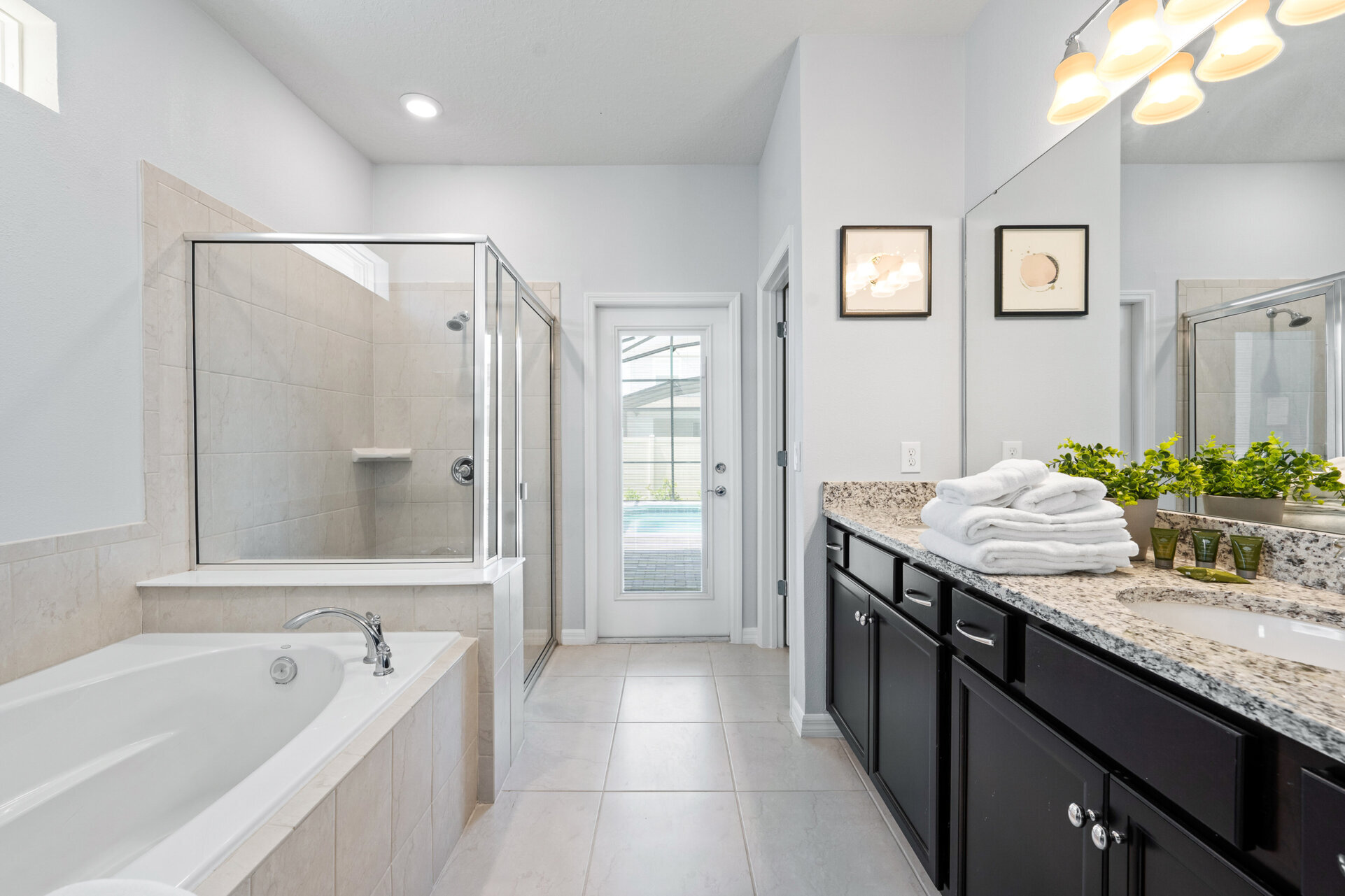 Luxury Contemporary Style Villa on Windsor Island Resort , Orlando Villa 5810