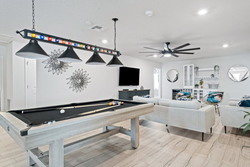 Luxury Contemporary Style Villa on Windsor Island Resort , Orlando Villa 5810