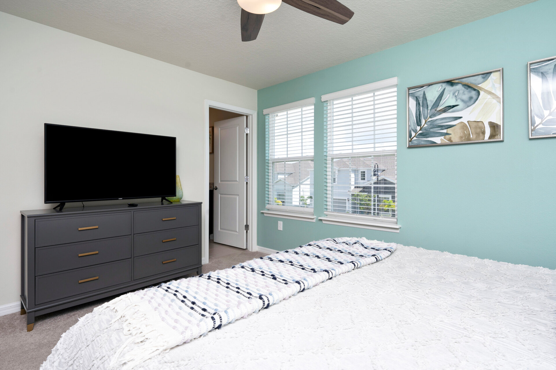 Luxury Contemporary Style Villa on Windsor Island Resort , Orlando Villa 5810