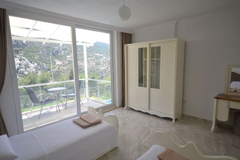 Rent Your Own Luxury Villa  with 4 Bedrooms, Islamlar Villa 1071