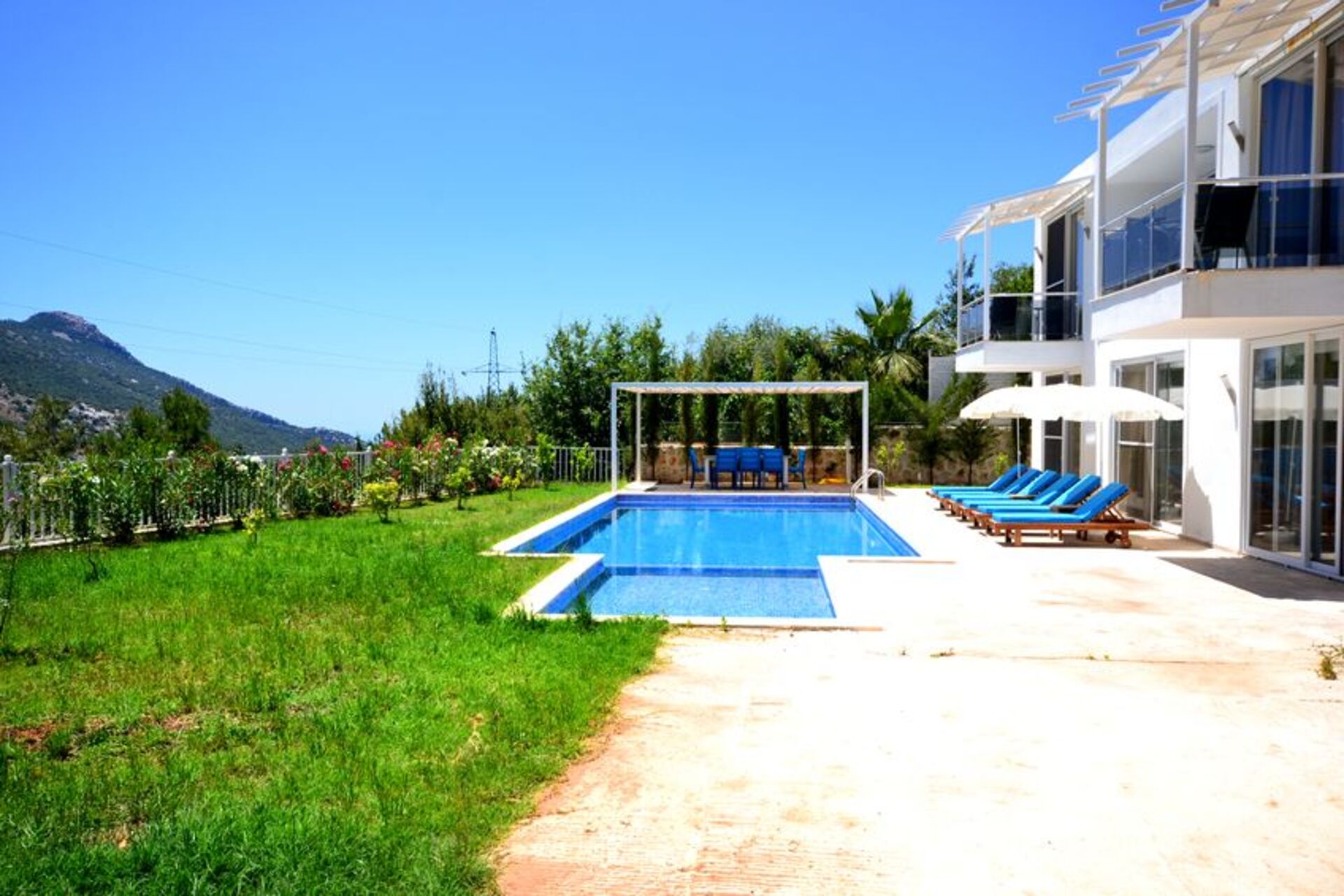 Rent Your Own Luxury Villa  with 4 Bedrooms, Islamlar Villa 1071