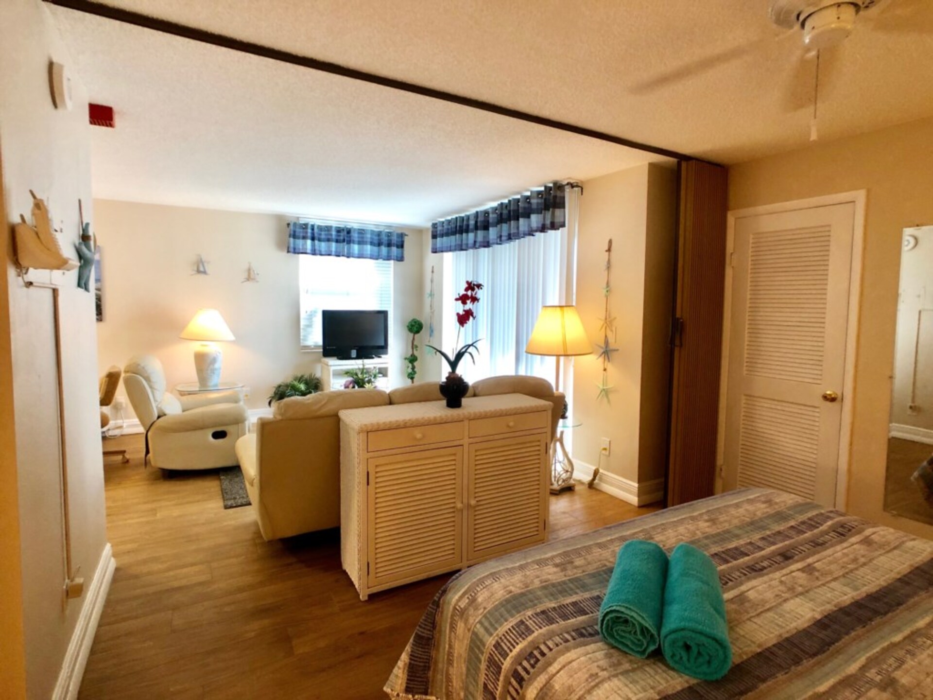 The Ultimate 1 Bedroom Condo on Bonita Beach, Florida Condo 5945