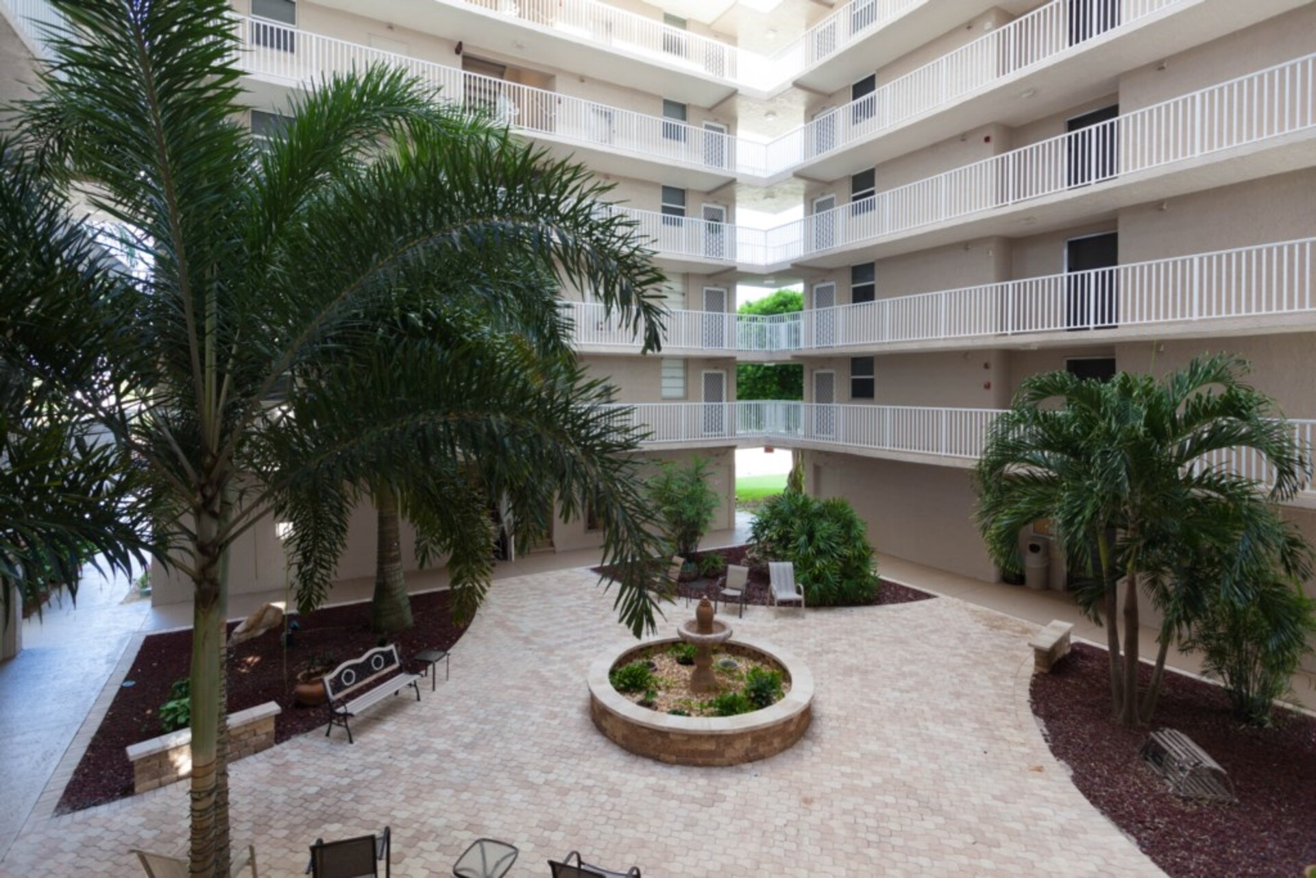 The Ultimate 1 Bedroom Condo on Bonita Beach, Florida Condo 5945