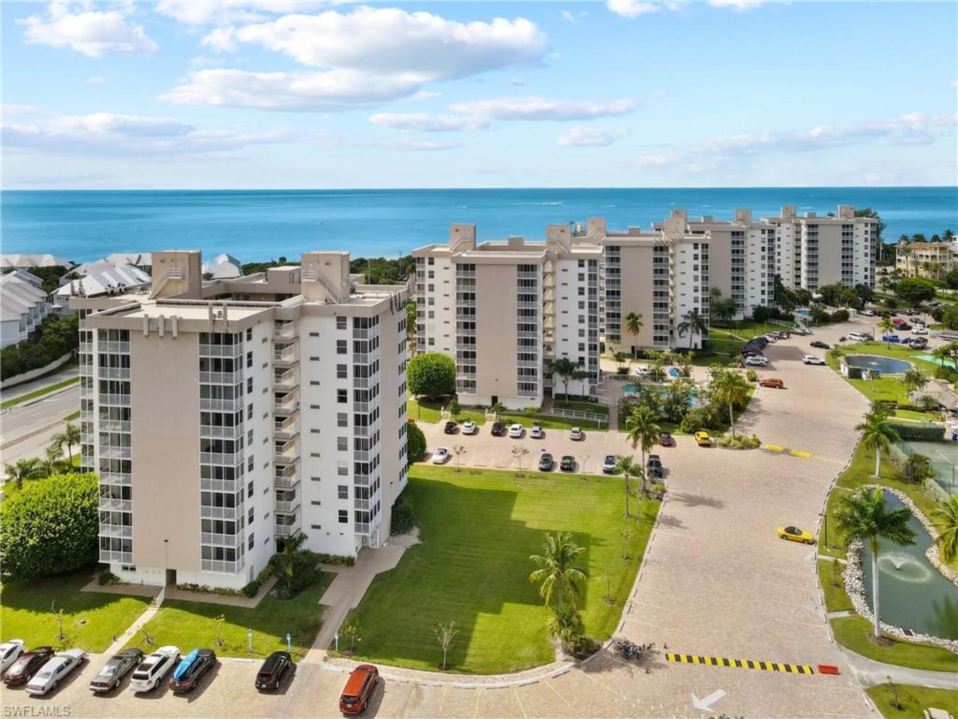 The Ultimate 1 Bedroom Condo on Bonita Beach, Florida Condo 5945