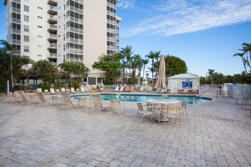 The Ultimate 1 Bedroom Condo on Bonita Beach, Florida Condo 5954