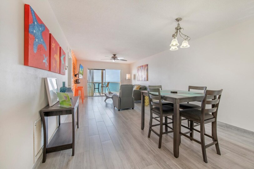5 Star Condo in one of the most Prestigious Areas in Leonardo Arms, Florida Condo 5950