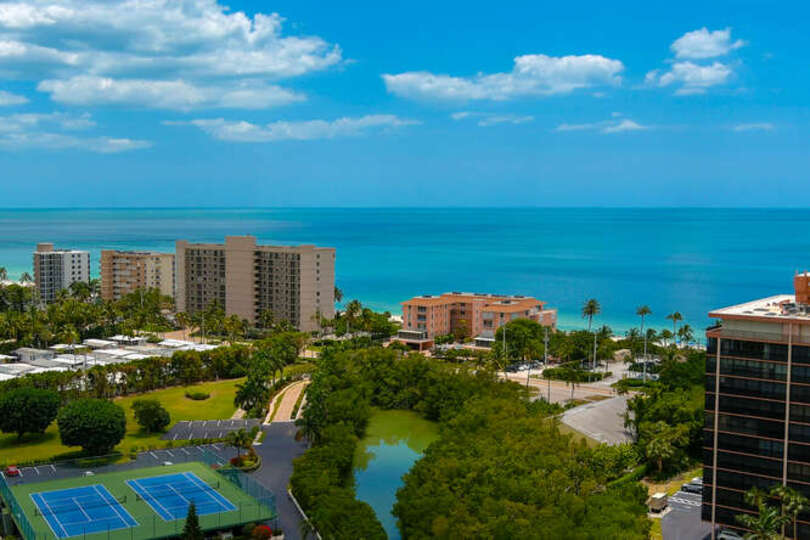 Exclusive Condo on Prestigious Resorts, Florida Condo 5951, Bonita Springs, United States