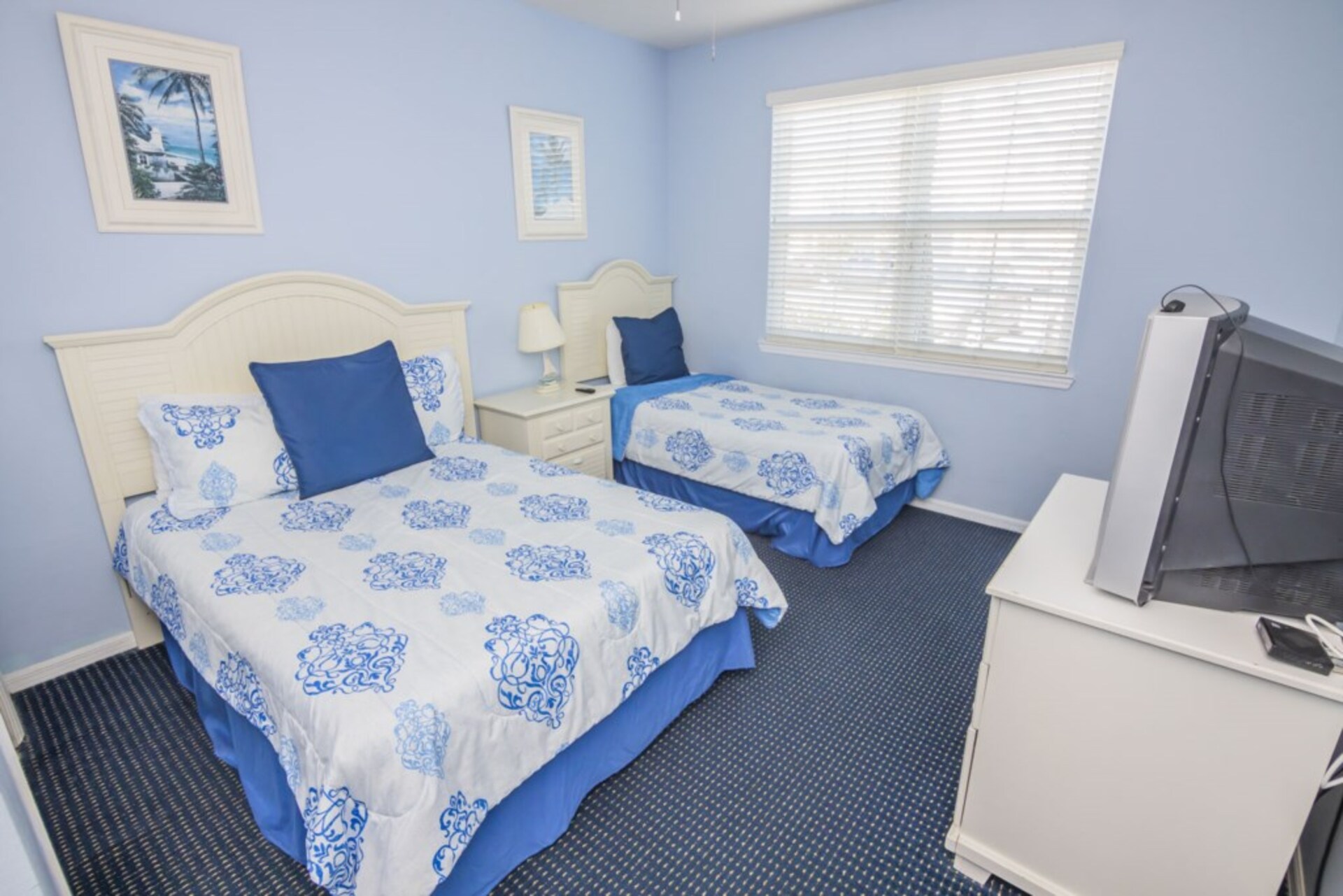 Luxury Condo with Fantastic Private Pool on Runaway Beach Club, Florida Condo 5985