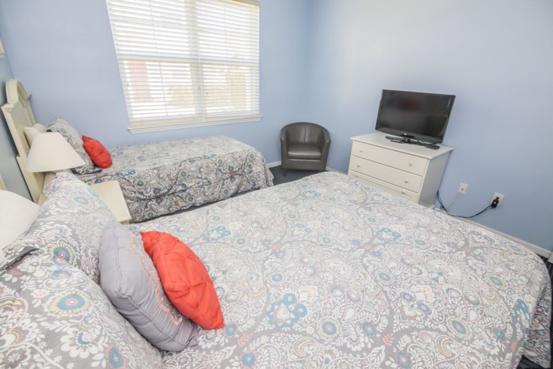 Exclusive Holiday Condo on Runaway Beach Club, minutes from Disney, Florida Condo 5986