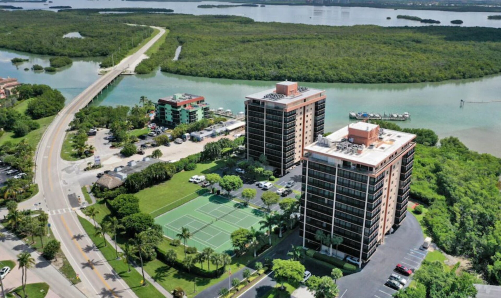 Exclusive Condo in One of Prestigious Resorts, Sea Isles, Florida Condo 5957