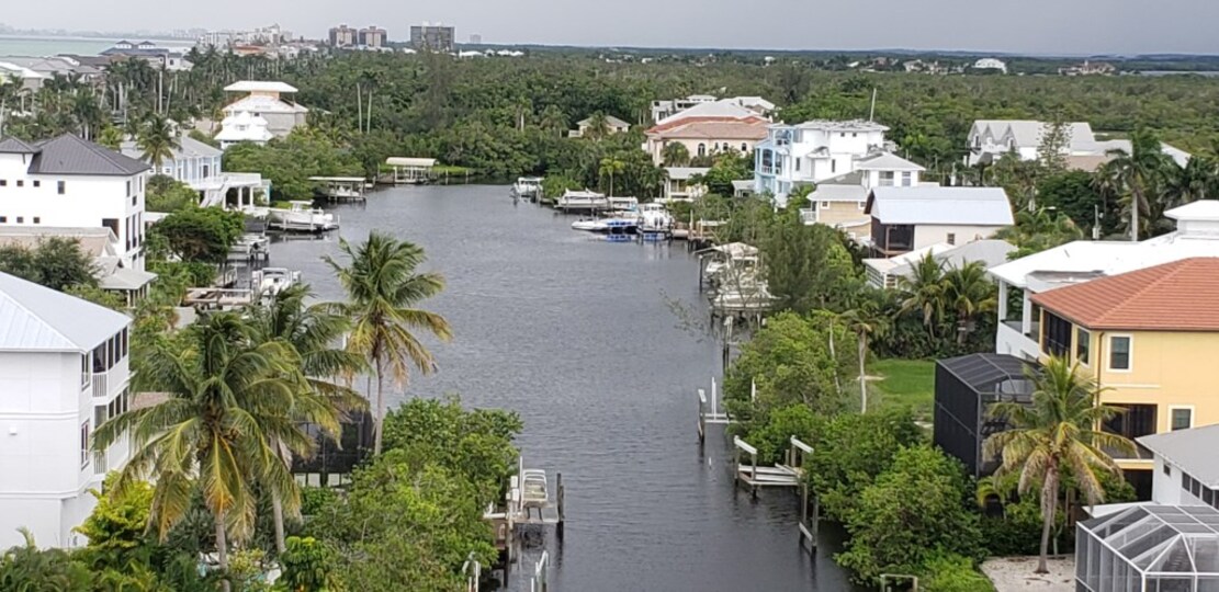 Exclusive Condo on Prestigious Resorts, Bonita Beach, Florida Condo 5958