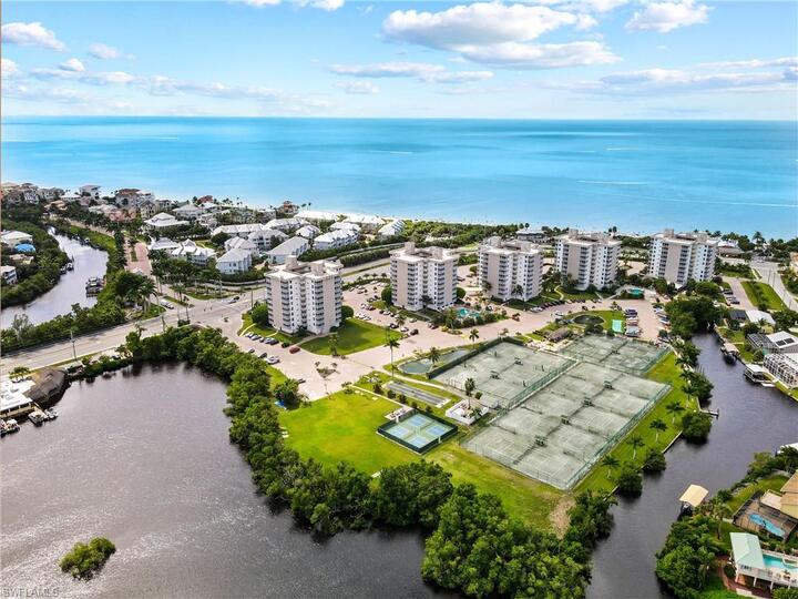 Exclusive Condo on Prestigious Resorts, Bonita Beach, Florida Condo 5958