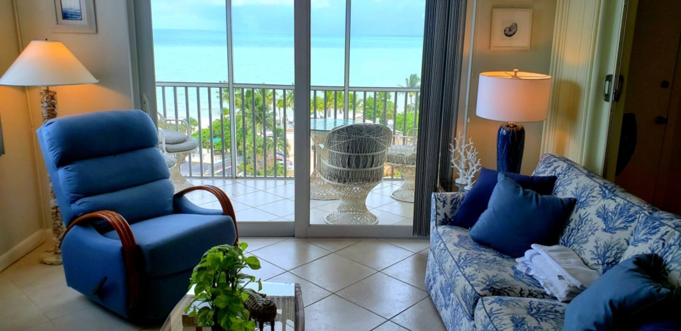 Exclusive Condo on Prestigious Resorts, Bonita Beach, Florida Condo 5958