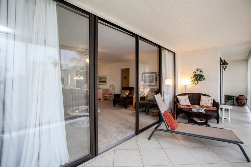 Exclusive Holiday Condo on Sea Isles, minutes from Disney, Florida Condo 5952
