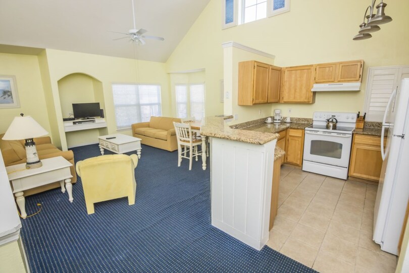 5 Star Condo on Runaway Beach Club, Florida Condo 5988