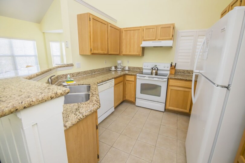 5 Star Condo on Runaway Beach Club, Florida Condo 5988