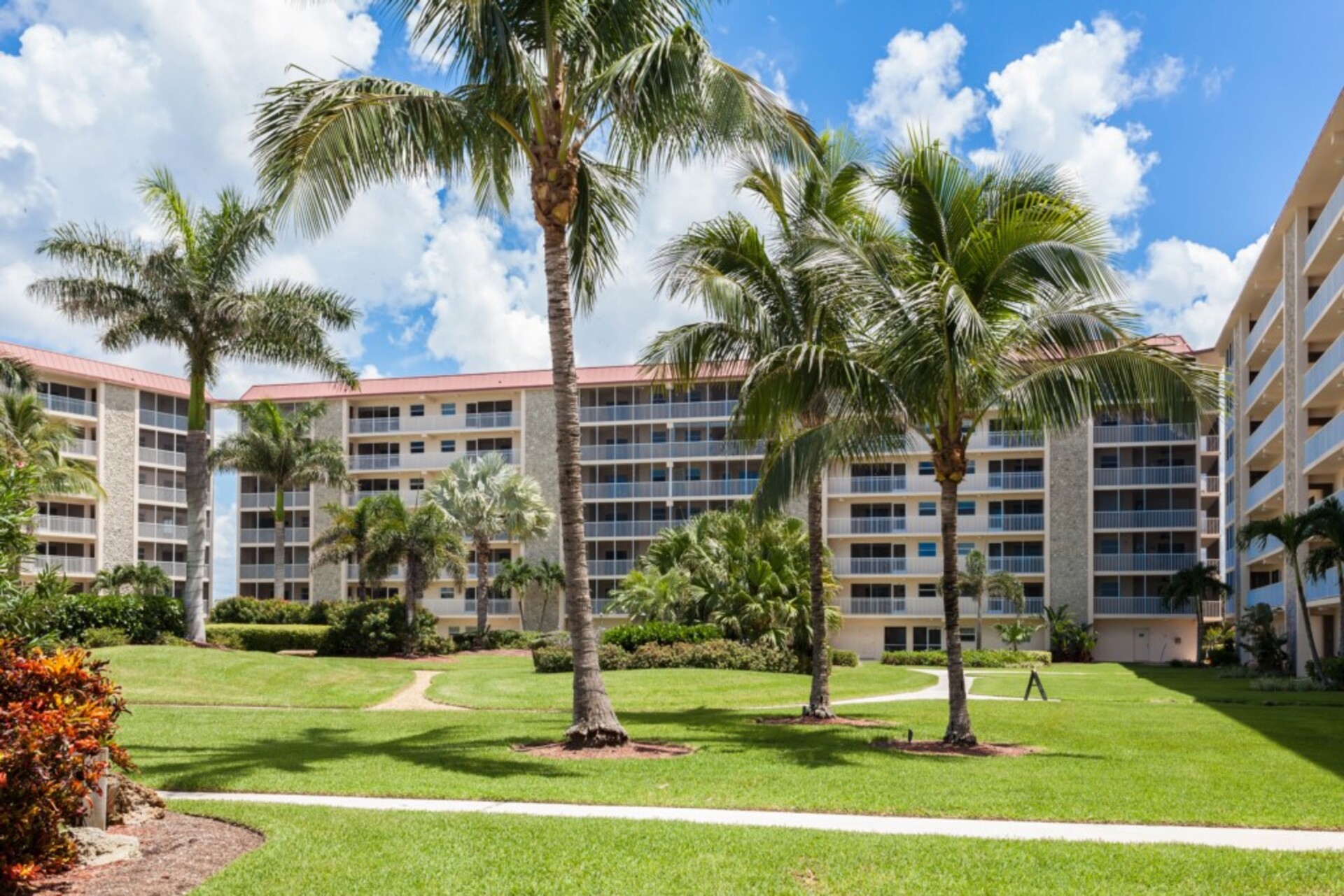 Exclusive Condo in One of most Prestigious Resorts, Bonita Beach, Florida Condo 5966