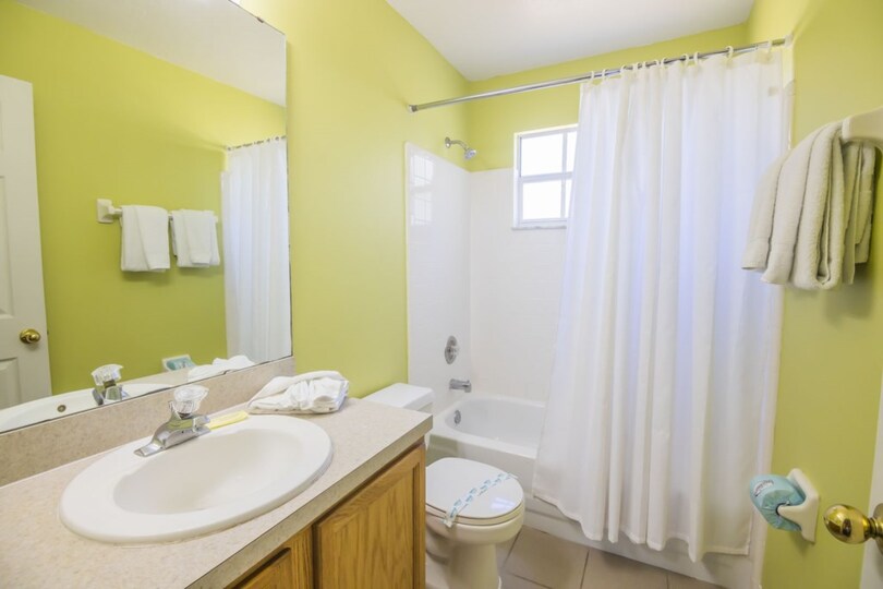Luxury Condo on Royal Palm Bay, Florida Condo 6011