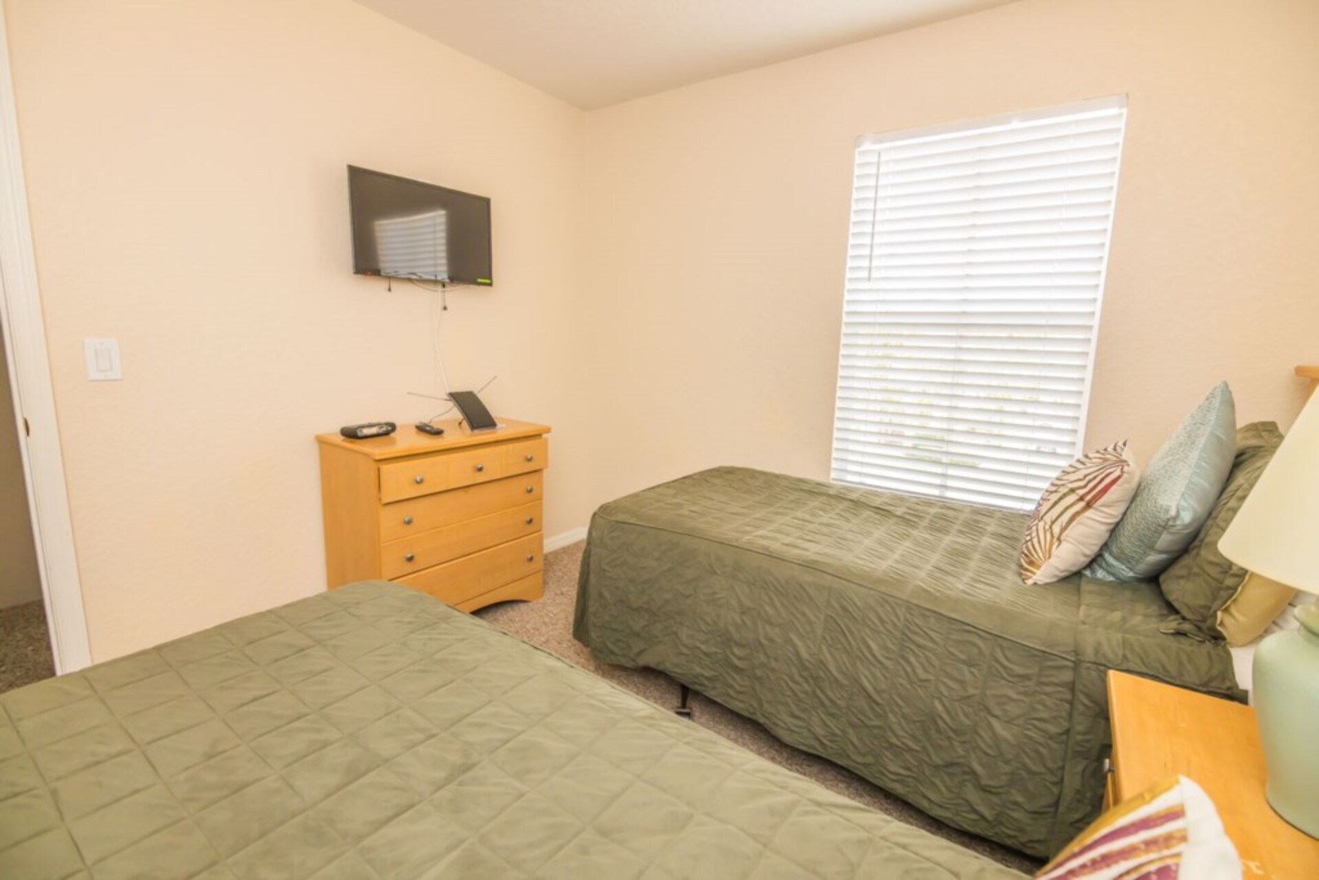 5 Star Townhouse in one of the most Prestigious Areas in Regal Palms Resort, Florida Townhouse 4070