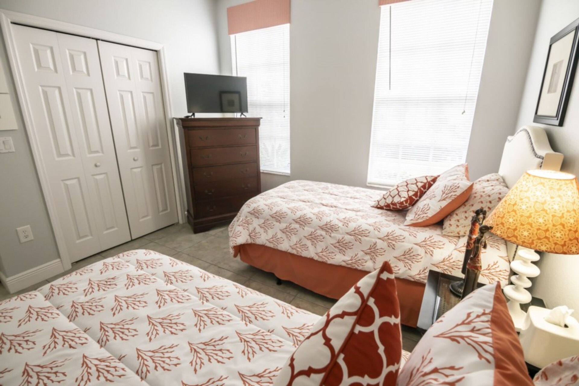 Exclusive Holiday Villa on Calabay Parc at Tower Lake, minutes from Disney, Florida Villa 6054