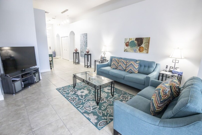 Exclusive Holiday Villa on Calabay Parc at Tower Lake, minutes from Disney, Florida Villa 6054