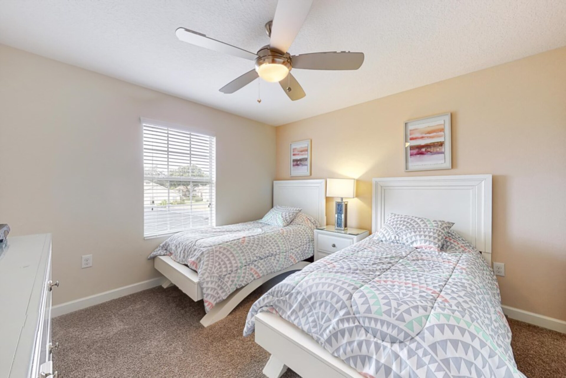 Exclusive Holiday Townhouse on Champions Gate Resort, minutes from Disney, Florida Townhouse 4084