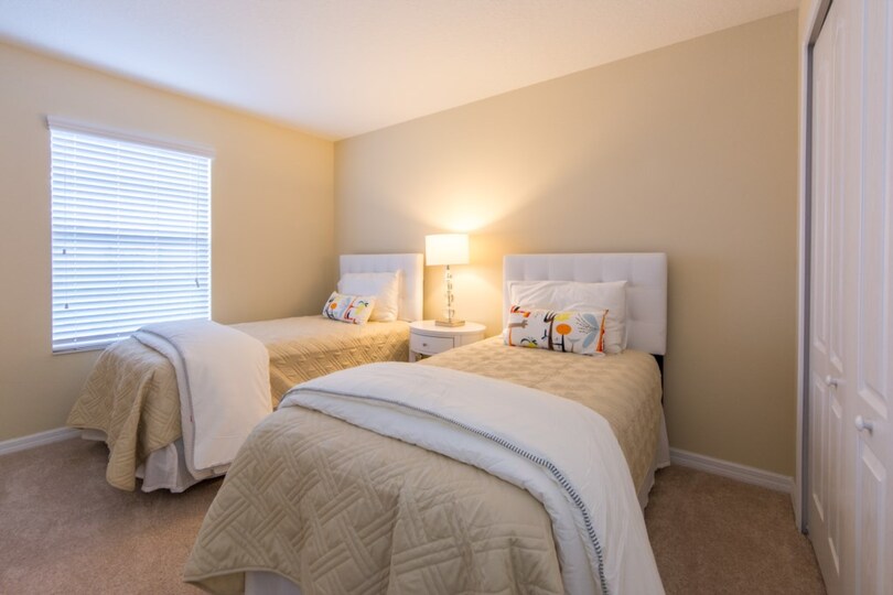 Exclusive Townhouse in One of most Prestigious Resorts, Storey Lake Resort, Florida Townhouse 4086