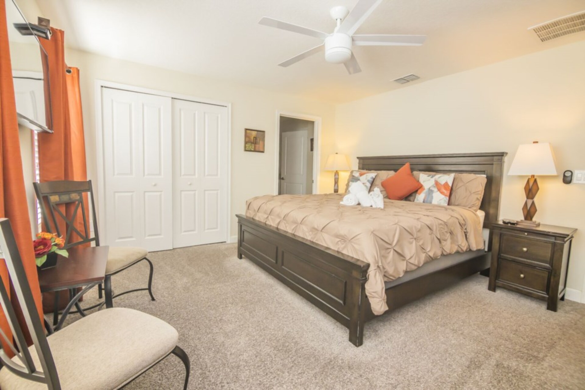 Luxury Townhome with Fantastic Private Pool on Storey Lake Resort, Florida Townhome 6074