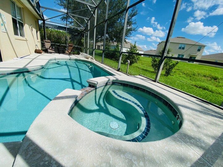 5 Star Villa with Private Pool on Calabay Parc at Tower Lake, Florida Villa 6105