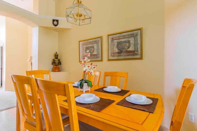 Exclusive Holiday Villa on Sunrise Lakes vacation, minutes from Disney, Florida Villa 5970