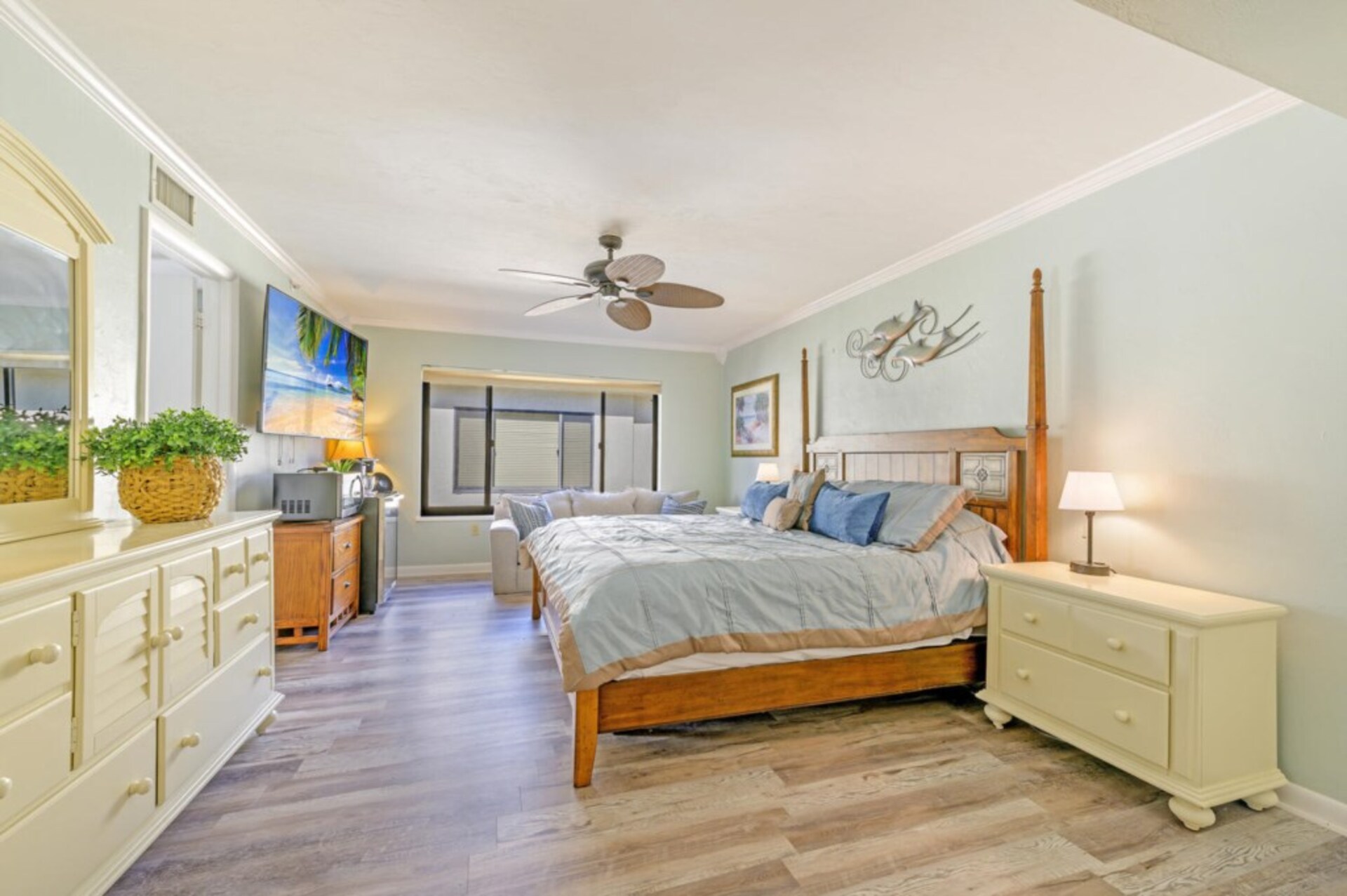 Exclusive Condo in One of most Prestigious Resorts, Santa Maria Harbor Resort, Florida Condo 5942
