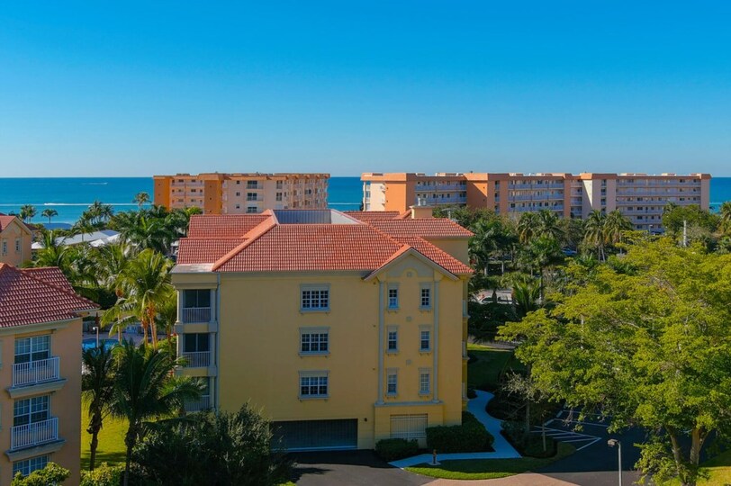 Exclusive Condo in One of most Prestigious Resorts, Santa Maria Harbor Resort, Florida Condo 5942