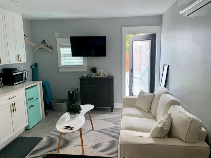 Stunning Townhome in Prime Location, West Palm Beach Townhome 1865